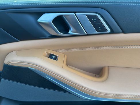 Certified 2024 BMW X5 xDrive40i w/ M Sport Package image 22