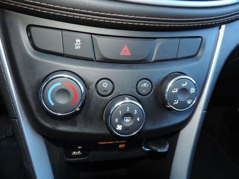 Certified 2021 Chevrolet Trax LS w/ Tint and Cruise Package image 22