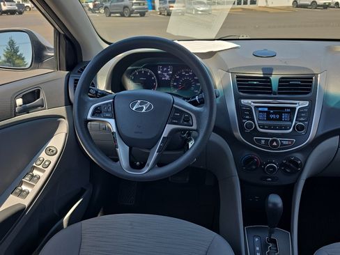 Used 2017 Hyundai Accent Value Edition FWD image 19