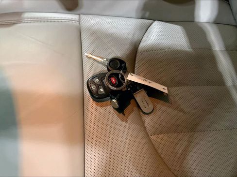 Used 2015 Buick Enclave Leather AWD/4WD image 15