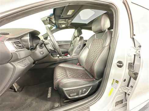 Used 2022 Genesis G70 3.3T w/ Sport Prestige Package image 4