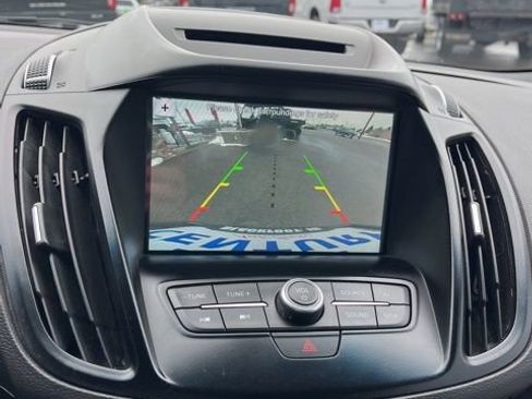 Used 2018 Ford Escape SE w/ SE Sport Appearance Package image 49