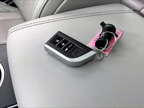 Certified 2024 Acura MDX FWD w/ Technology Package image 13