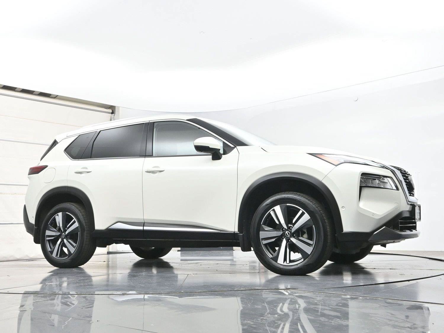 Used 2023 Nissan Rogue SL w/ SL Premium Package AWD/4WD image 29