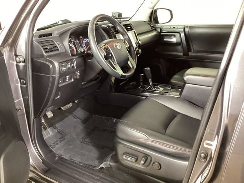 Used 2021 Toyota 4Runner Venture w/ Moonroof Package AWD/4WD image 30