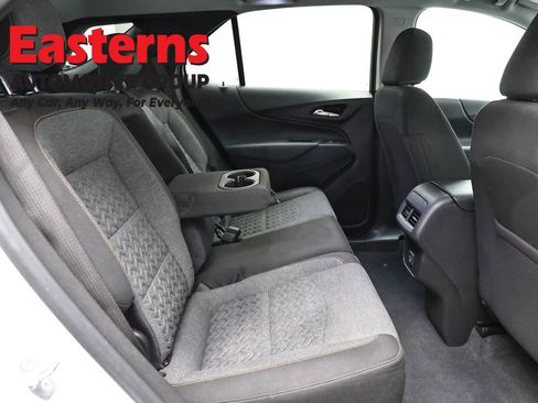 Used 2022 Chevrolet Equinox LT FWD image 22