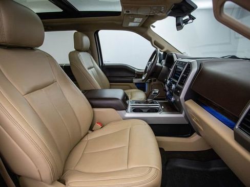 Used 2019 Ford F150 Lariat w/ Equipment Group 502A Luxury image 20