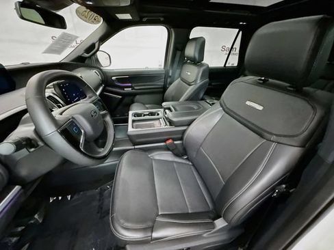 Used 2025 Ford Expedition Platinum w/ Stealth Appearance Package AWD/4WD image 22