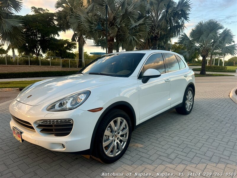 Used 2013 Porsche Cayenne S AWD/4WD image 2