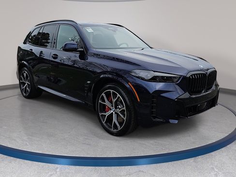 New 2026 BMW X5 xDrive50e w/ M Sport Package AWD/4WD image 3