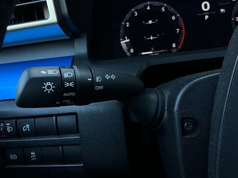 Used 2025 Toyota Tacoma TRD Off-Road image 35