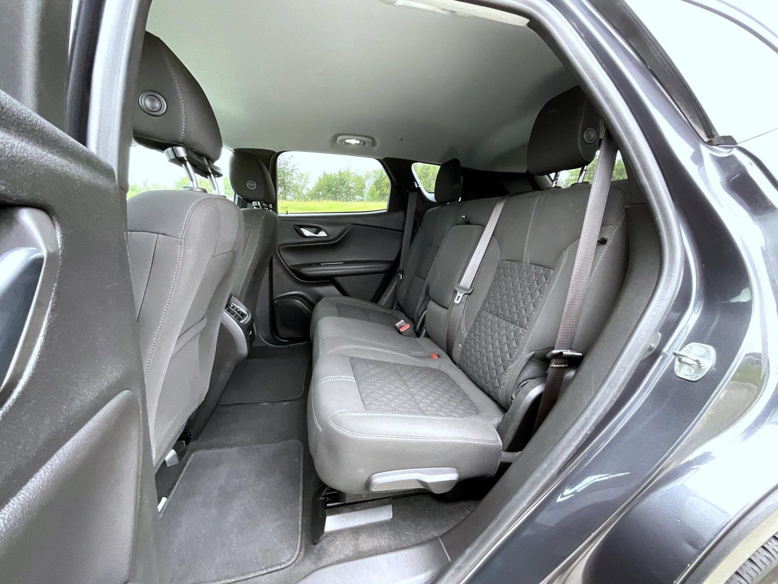 Used 2021 Chevrolet Blazer LT AWD/4WD image 20