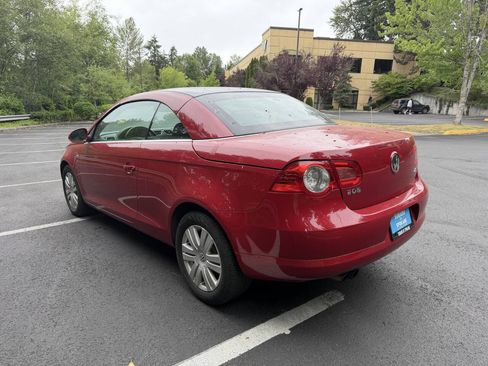 Used 2008 Volkswagen Eos 2.0T FWD image 6
