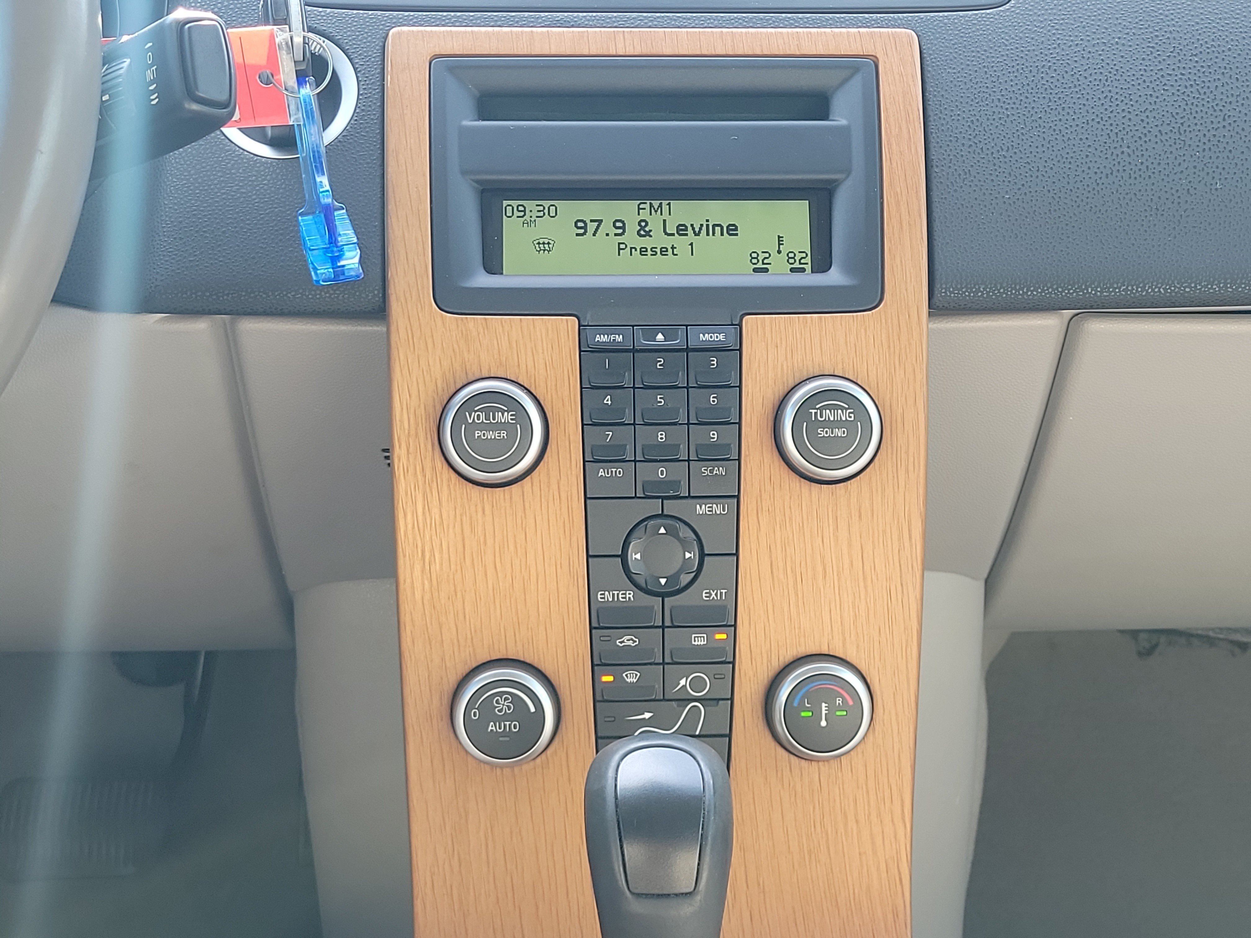 Used 2008 Volvo C70 T5 FWD image 17