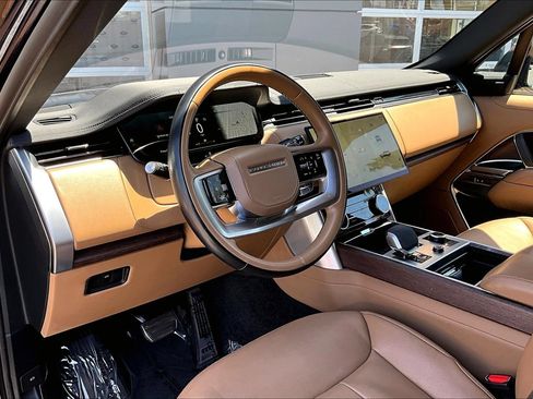 Certified 2023 Land Rover Range Rover SE AWD/4WD image 13