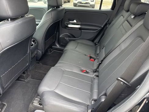 Used 2023 Mercedes-Benz GLB 250 4MATIC image 15