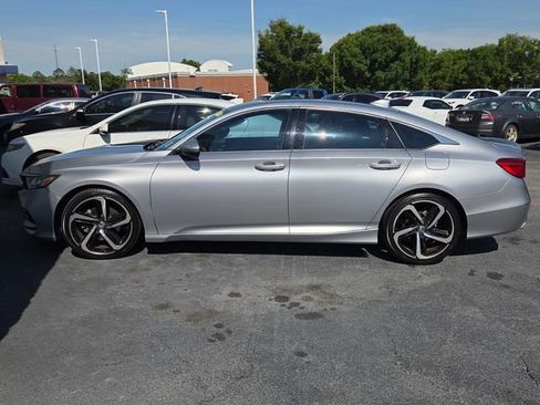 Used 2018 Honda Accord Sport image 6
