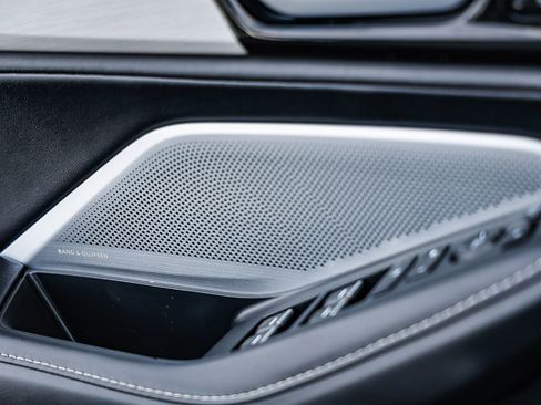 Used 2025 Acura MDX w/ Technology Package image 23