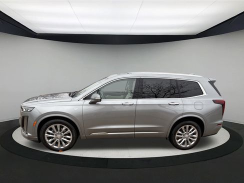 Certified 2024 Cadillac XT6 Premium Luxury w/ LPO, Floor Liner Package image 4