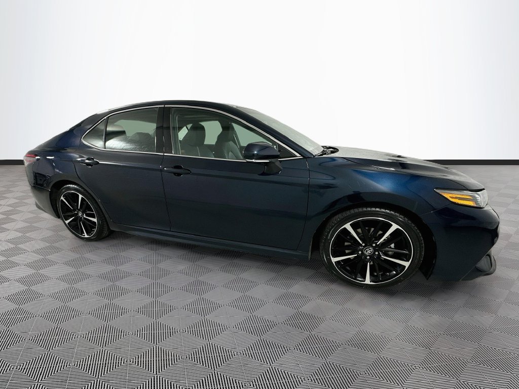 Used 2018 Toyota Camry XSE w/ Driver Assist Package FWD image 11