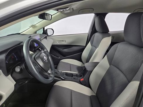 Used 2026 Toyota Corolla LE image 11