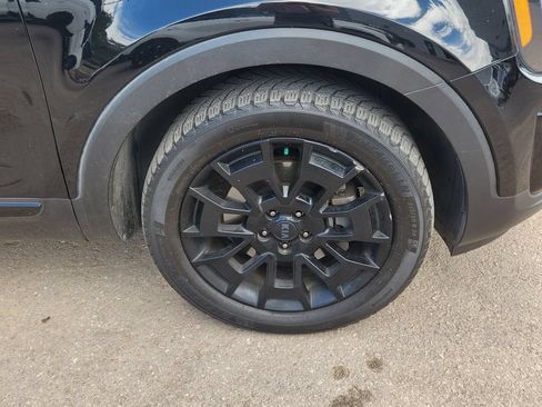 Used 2021 Kia Telluride SX w/ Nightfall Edition Package AWD/4WD image 22