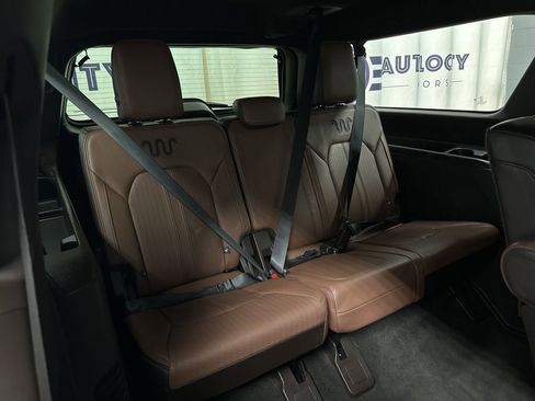 Used 2024 Ford Expedition Max King Ranch AWD/4WD image 22