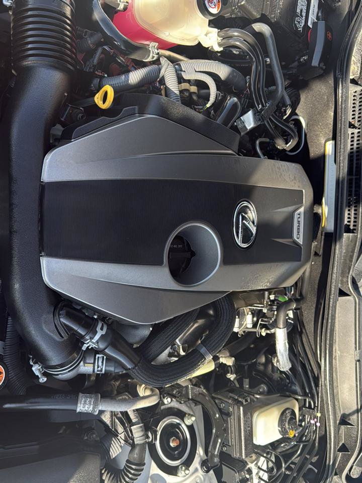 Used 2017 Lexus IS 200t RWD image 27