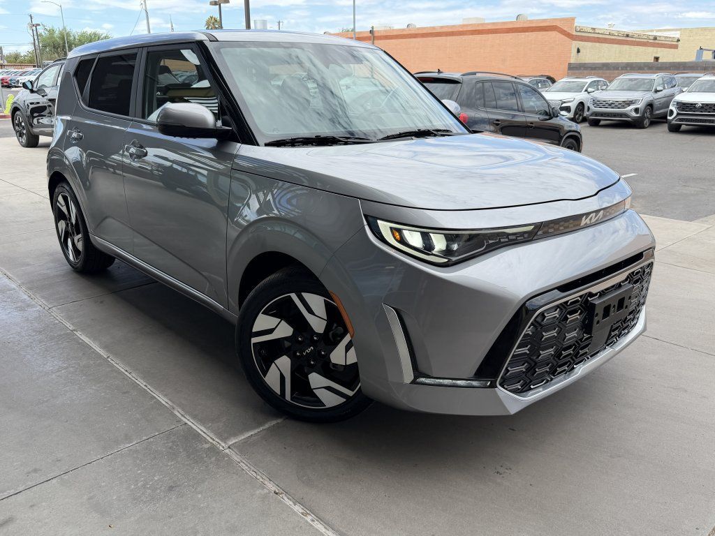 Used 2025 Kia Soul GT-Line w/ GT-Line Technology Package FWD image 6