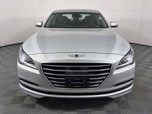 Used 2017 Genesis G80 3.8 RWD image 2
