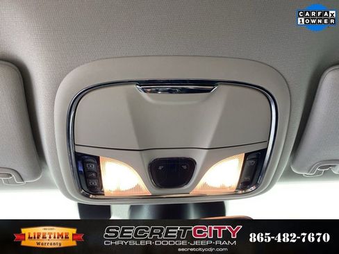 Used 2022 Jeep Cherokee Latitude Lux w/ Sun & Sound Group image 20