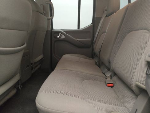 Used 2019 Nissan Frontier SV w/ Value Truck Package RWD image 18