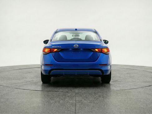 Used 2025 Nissan Sentra SV FWD image 7