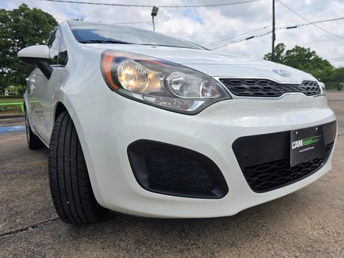 Used 2013 Kia Rio EX image 55