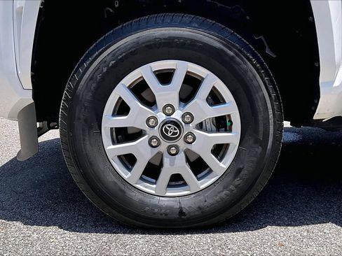 Used 2025 Toyota Tacoma SR RWD image 33