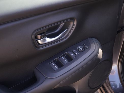 Used 2026 Honda HR-V LX image 14