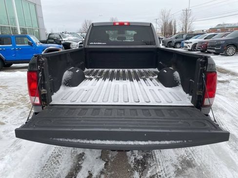 Used 2016 RAM 2500 Tradesman w/ Popular Equipment Group RWD image 27
