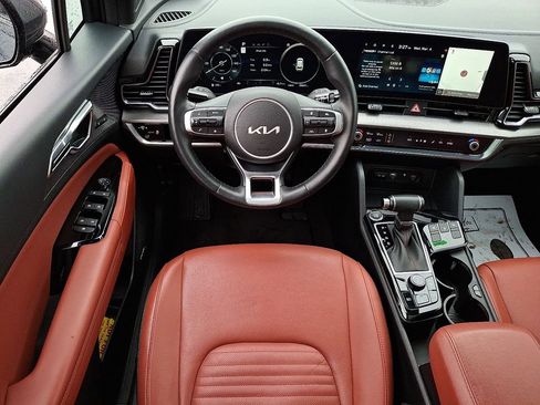 Certified 2023 Kia Sportage SX image 11
