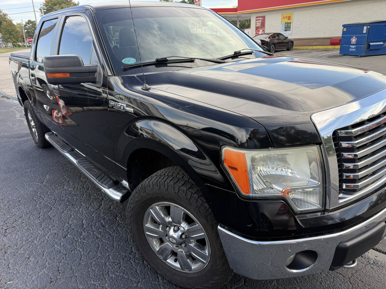 Used 2011 Ford F150 XLT w/ XLT Chrome Pkg AWD/4WD image 6
