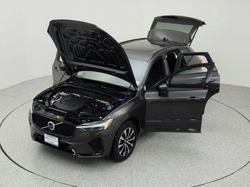Certified 2025 Volvo XC60 B5 Plus image 35