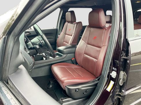 Certified 2024 Dodge Durango GT image 21