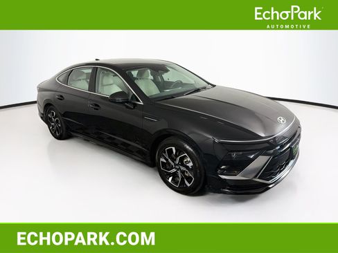 Used 2025 Hyundai Sonata SEL FWD image 1