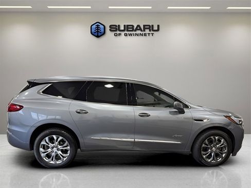 Used 2020 Buick Enclave Avenir w/ Avenir Technology Package image 6