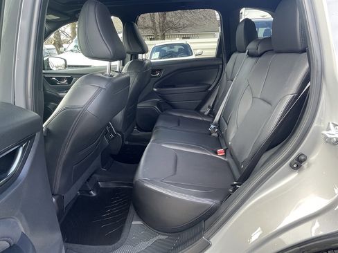 Used 2025 Subaru Forester Limited image 25