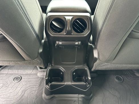 Certified 2022 Jeep Wrangler Unlimited Sport image 29