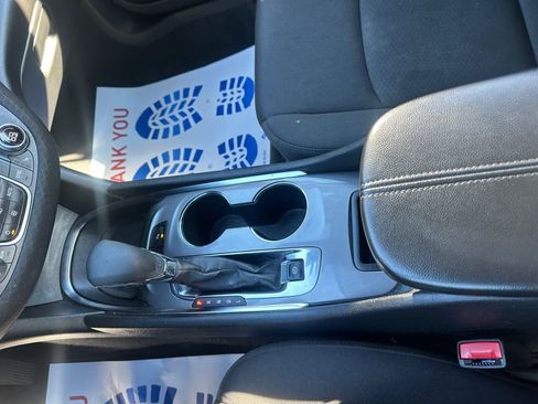 Used 2024 Chevrolet Malibu LT image 11