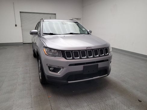 Used 2019 Jeep Compass Limited FWD image 14