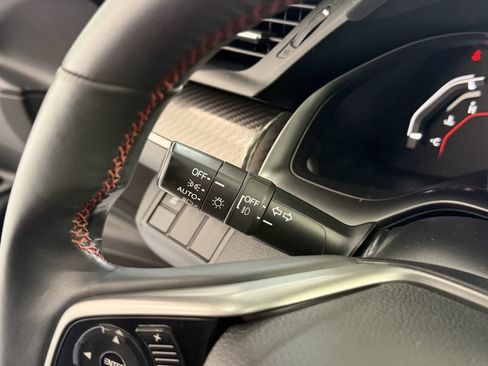 Used 2018 Honda Civic Si image 16