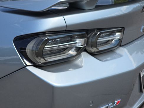 Used 2023 Chevrolet Camaro ZL1 RWD image 32