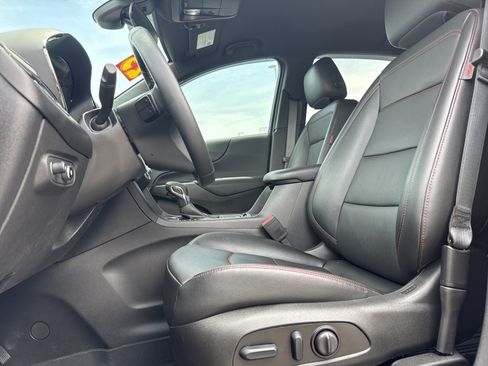 Used 2023 Chevrolet Equinox RS w/ RS Leather Package FWD image 16